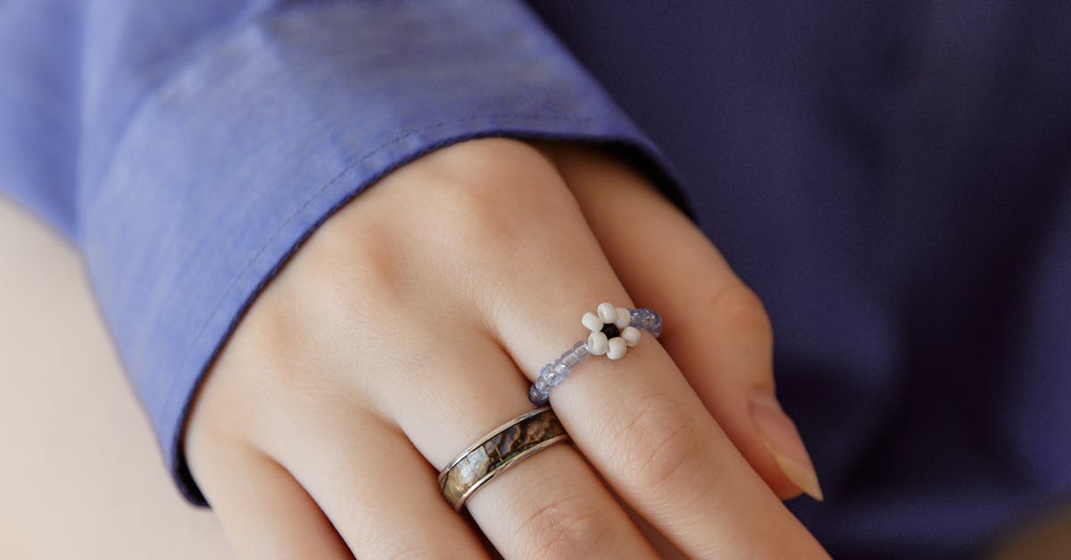 Customized Engagement Rings: Exploring the Sapphire Option
